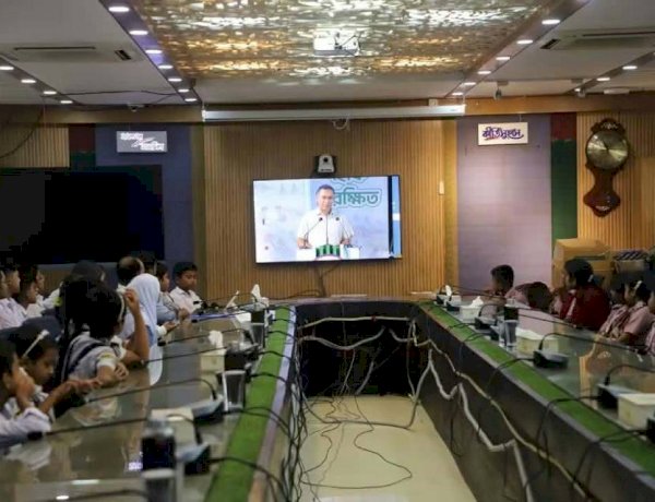 সারাদেশ ব্যাপী  শিশু অধিকার দিবস উপলক্ষে  প্রধানমন্ত্রীর  ভার্চুয়ালি উদ্বোধন করলেন
