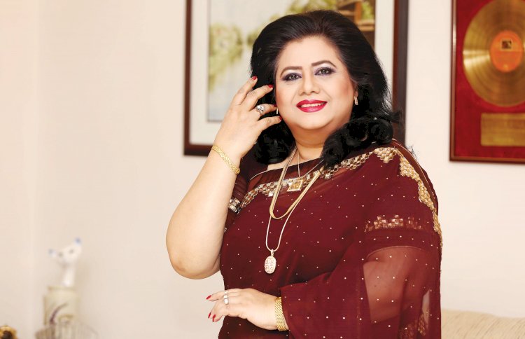 রুনা লায়লা- বহুগুণের অধিকারী এ মহীয়সী নারী একাধারে অভিনেত্রী,