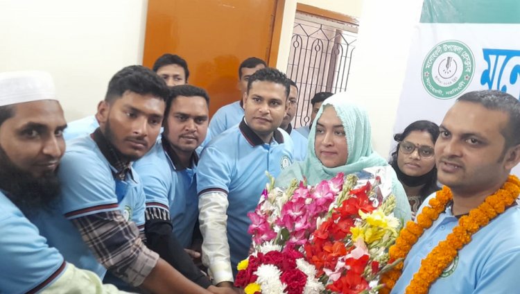 নবীন-প্রবীনের সমন্বয়ে গঠিত হলো,মনোহরদী উপজেলা প্রেসক্লাব,নেতৃত্বে শাকিল ও আজমেরী