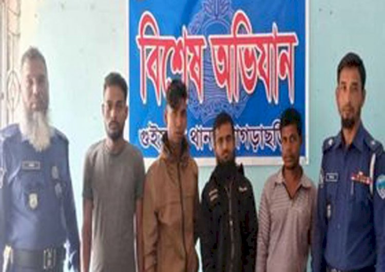 গুইমারায় প্রকাশ্য জুয়া খেলার অপরাধে উপকরণসহ গ্রেফতার ৪