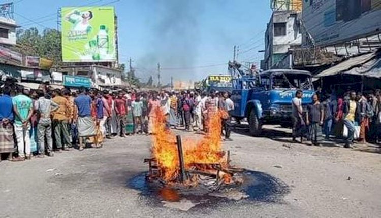 গোবিন্দগঞ্জে সড়ক দূর্ঘটনায় নিহতের ঘটনায় মহাসড়ক  অবরোধ ২ ঘন্টা পর যানবাহন চলাচল স্বাভাবিক
