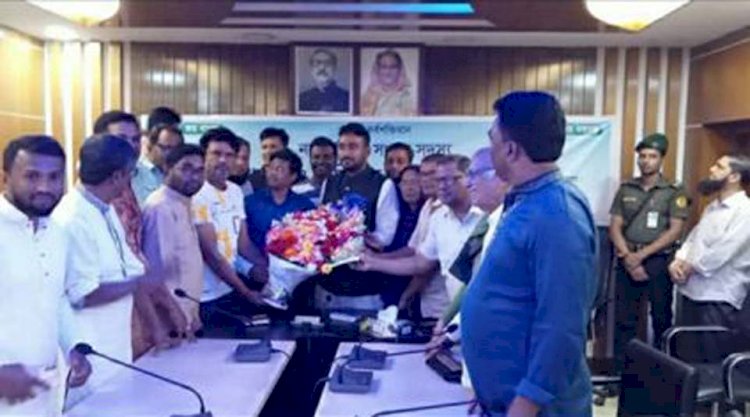 কেশবপুরে নবনির্বাচিত এমপি আজিজুল ইসলামকে সংবর্ধনা প্রদান