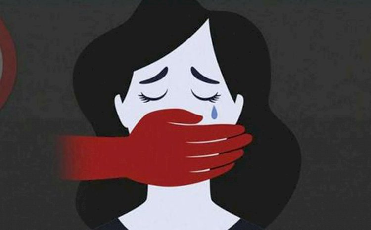 নওগাঁ স্বামী পরিত্যক্তা নারীকে দলবেঁধে ধর্ষণ অতঃপর এক জন আটক