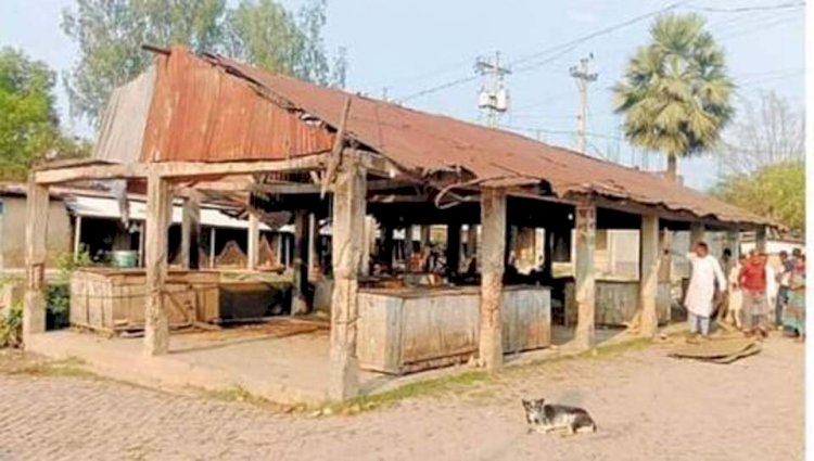 নওগাঁ মহাদেবপুরের  চকগৌরী হাটসহ প্রায় প্রতিটি সরকারি নিগো সিন্ডিকেটে অসহায়, প্রশাসন রাজস্ব হারাচ্ছেঃ