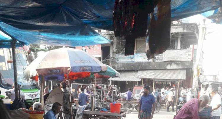 তীব্র গরমে দিনাজপুরের চিরিরবন্দরে আঁখের ও বেল রসের কদর বৃদ্ধি পেয়েছে