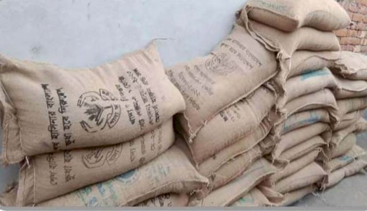 নওগাঁ ১৫ টন সরকারি রেশনের চাল কেনার অপরাধে ১ লাখ টাকা জরিমানা