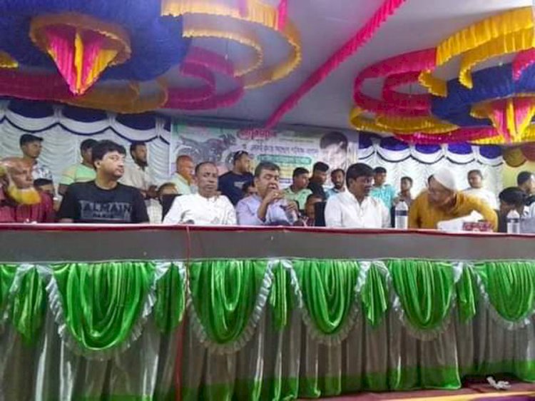 গোবিন্দগঞ্জ উপজেলা পরিষদ নির্বাচনে মোটরসাইকেল মার্কা কে বিজয়ী করার লক্ষে কোচাশহর ইউনিয়নে নির্বাচনীয় পথসভা অনুষ্ঠিত