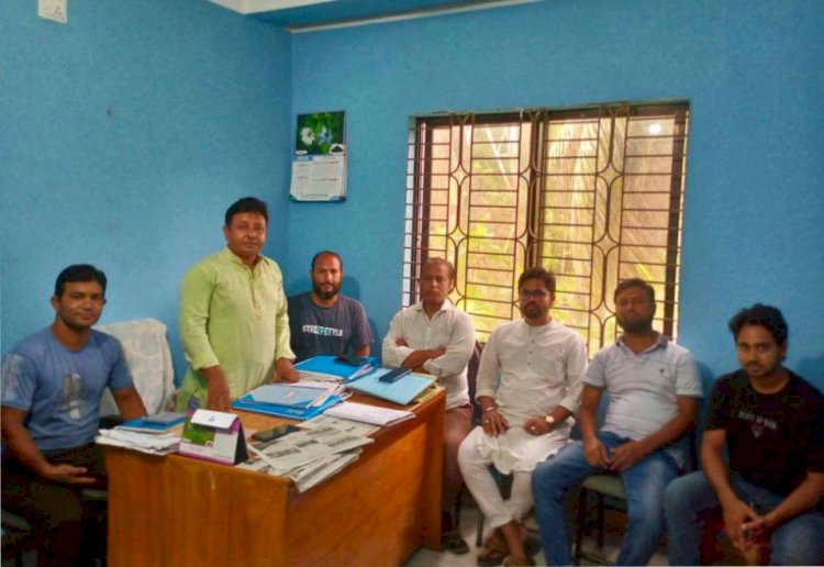 চলনবিলের দক্ষিণ পাড়ে চাটমোহর অনলাইন প্রেসক্লাবের সাধারণ সভা অনুষ্ঠিত