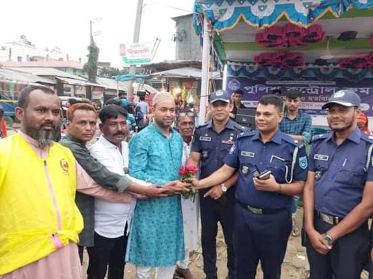 গোবিন্দগঞ্জে পুলিশের কন্ট্রোল রুম উদ্বোধন ও  সচেতনতা মূলক লিফলেট ভিতরন করা হয়