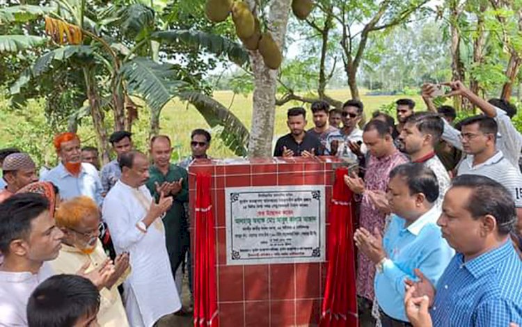 গোবিন্দগঞ্জে ৭টি উন্নয়ন কাজের উদ্বোধন করলেন সংসদ সদস্য আলহাজ্ব অধ্যক্ষ আবুল কালাম আজাদ
