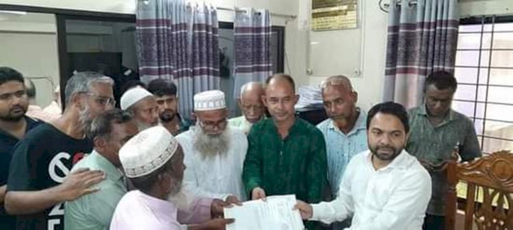 গোবিন্দগঞ্জে সাপামারা ইউনিয়ন পরিষদ উপনির্বাচনে চেয়ারম্যান পদে মনোনয়ন জমা দিলেন তারেকুল বাসার দুলাল