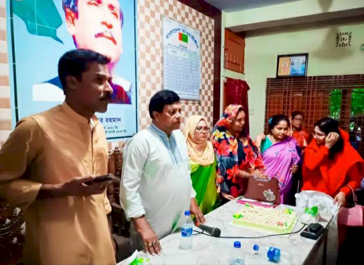 চিরিরবন্দরে যুব ম‌হিলা লীগের প্র‌তিষ্ঠাবা‌র্ষিকী পা‌লিত।