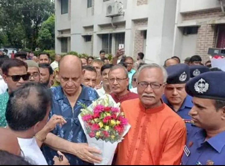 খানসামায় মাননীয় স্বাস্থ্য মন্ত্রী জনাব ডাঃ সামন্ত লাল সেন কে অর্থ মন্ত্রীর সংবর্ধনা!