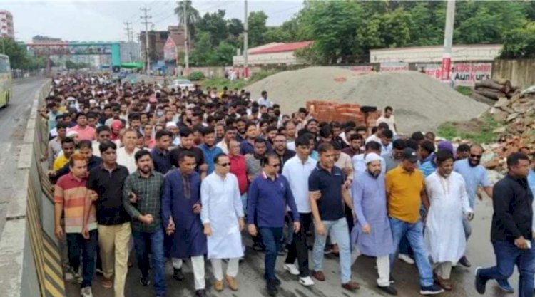 সাভারে সন্ত্রাসও নৈরাজ্যের আ.লীগের বিশাল মিছিল  সমাবেশ