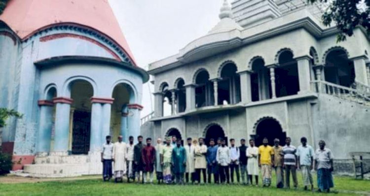 নওগাঁর মন্দা রঘুনাথ মন্দিরের পাহারায় জামায়াত-শিবিরের নেতাকর্মী