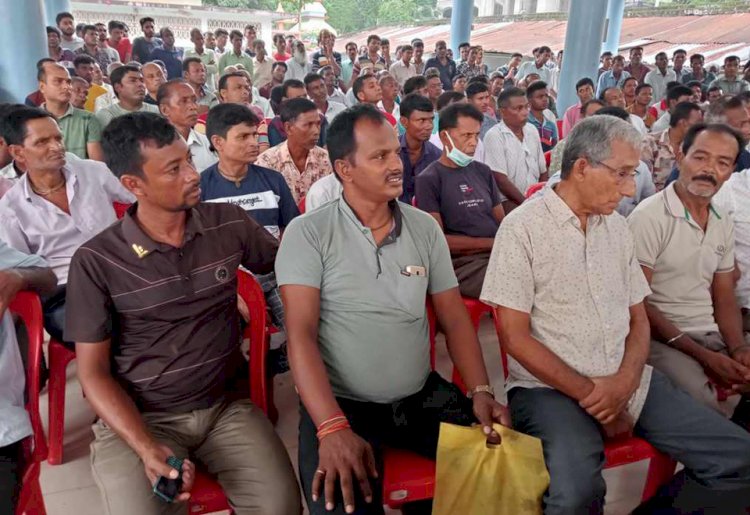 নওগাঁর মহাদেবপুরে সংখ্যালঘু হিন্দু সম্প্রদায়ের জান-মাল ও নিরাপত্তা রক্ষায় বিএনপি জামাতের মতবিনিময় সভা অনুষ্ঠান অনুষ্ঠিত
