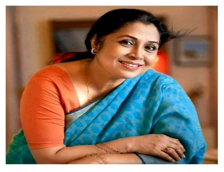 চলচ্চিত্রের নন্দিত ও অভিনেত্রী সাবেরি আলমের শুভ জন্মদিন