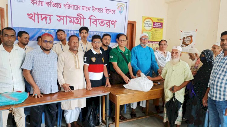 পীরযাত্রাপুরে কারিতাস ও নটরডেম কলেজের যৌথ উদ্যোগে বন্যার্তদের মাঝে উপহার সামগ্রী বিতরণ