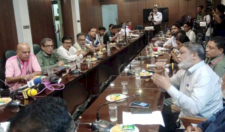 পাবনার নবাগত জেলা প্রশাসকের সাথে সাংবাদিকদের মত বিনিময়