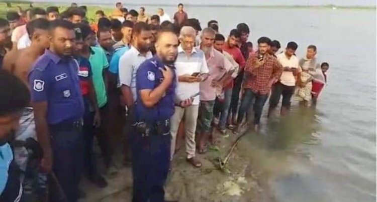 রাজশাহীর মোহনপুর-তানোরের সীমান্তে বিল-কুমারী বিলে এক ব্যক্তির লাশ উদ্ধার