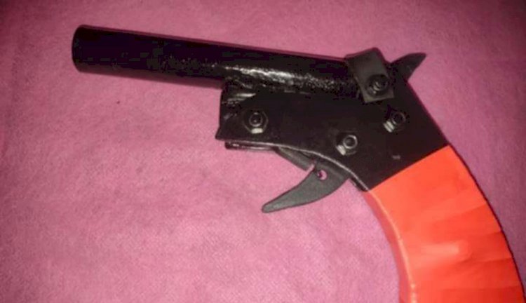 নড়াইলের কালিয়ায় র‍্যাবের অভিযানে ওয়ানশুটার গানসহ যুবক গ্রেফতার