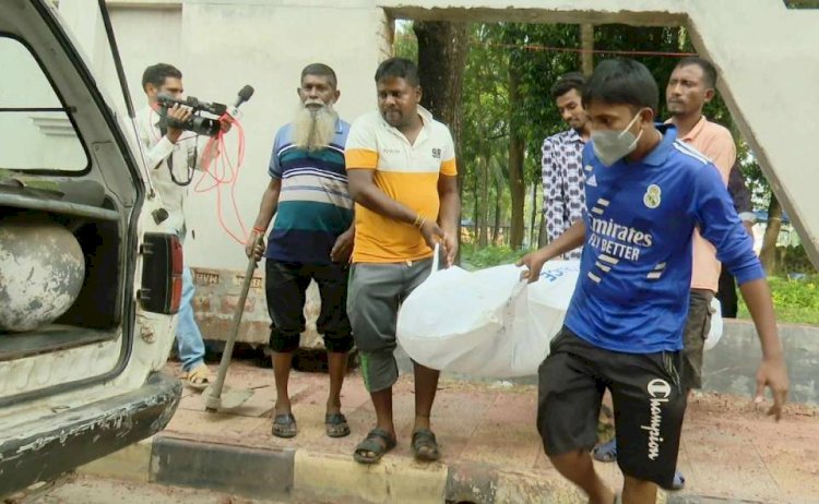 রাজশাহীতে  আন্দোলনে নিহত সাকিবের  মরদেহ ৭২ দিন পর কবর থেকে উত্তোলন