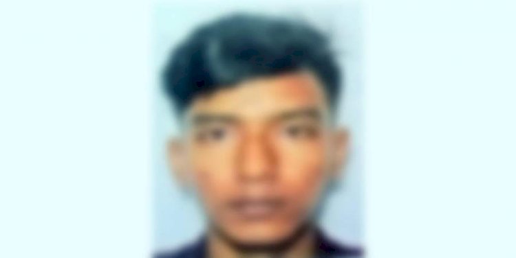 নওগাঁয় কলেজ শিক্ষার্থী প্রেমিক যুগলপ্রেমিকে আপত্তিকর অবস্থায় আটক অতঃপর ইমরানের বিরুদ্ধে ধর্ষণের মামলা