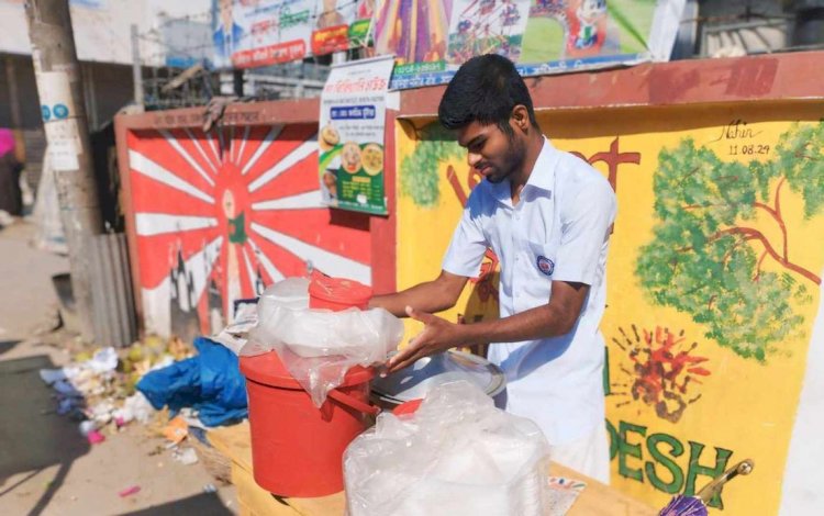 স্কুলের পোশাক পড়েই জীবন সংগ্রামে শিক্ষার্থী ফাহিম