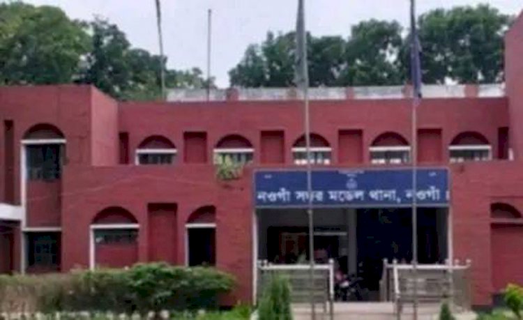 নওগাঁয় ট্রাক চাপায় নারীর মৃত্যু