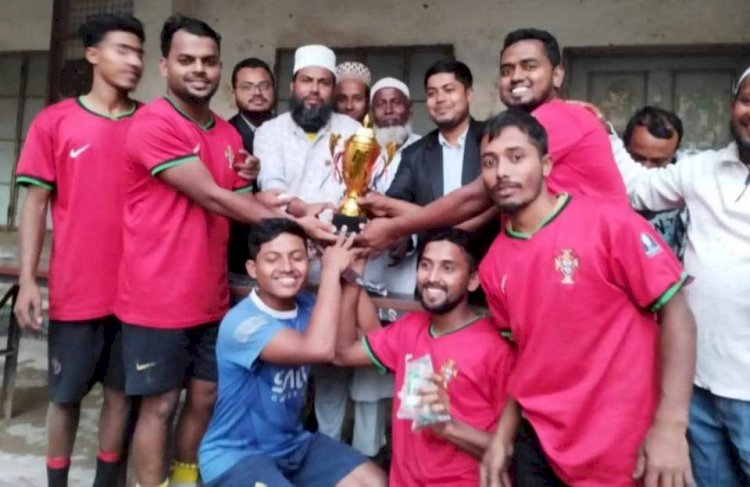 বিজয় দিবসে বুড়িচংয়ে শ্রমিক কল্যাণের প্রীতি ফুটবল ম্যাচ অনুষ্ঠিত