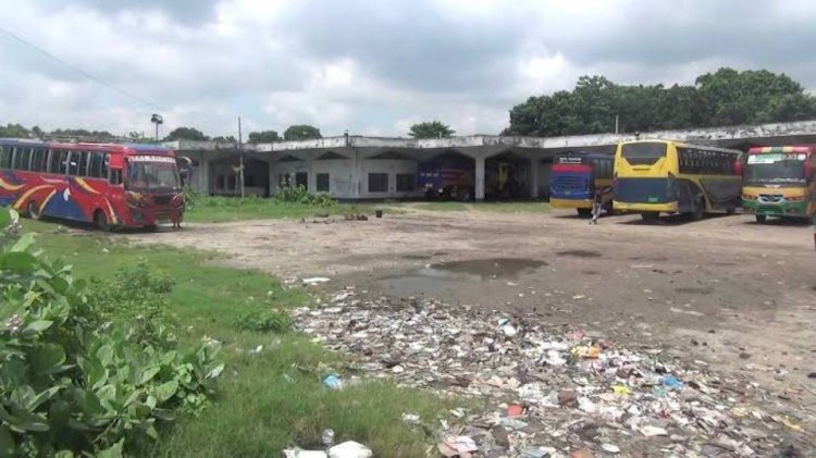 ২ কোটি টাকার বাস টার্মিনাল আসছেনা কাজে নষ্ট হচ্ছে আসবাবপত্র