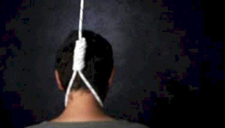 রাজশাহীতে ডিবি পুলিশ সদস্য গলায় ফাঁস দিয়ে  আত্মহত্যা করেছেন