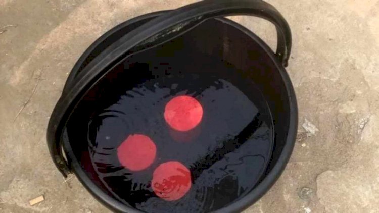 নওগাঁ চৌমাশিয়া কেন্দ্রীয় বাজার এলাকায় থেকে ককটেল উদ্ধার