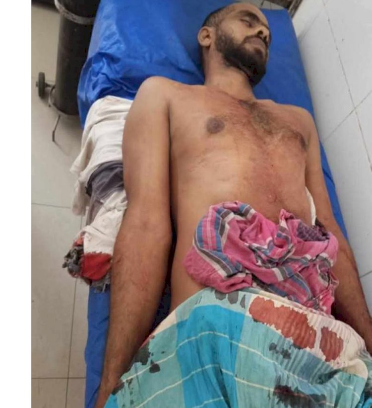 নড়াইলের লোহাগড়ার খাজা মোল্লা নামে এক ব্যক্তিকে কুপিয়ে খুন এলাকায় অতিরিক্ত পুলিশ মোতায়েন