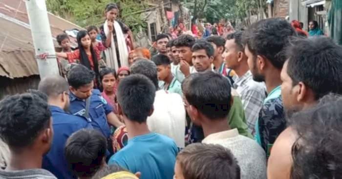 নওগাঁয় পুকুরের পানিতে ডুবে আরিফ নামে এক  শিশু মৃত্যু