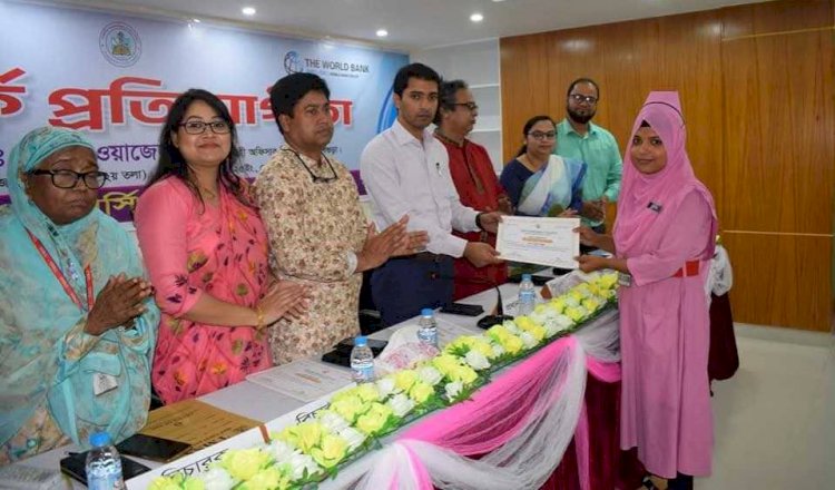 বগুড়ায় টিএমএসএস নার্সিং কলেজে বিতর্ক প্রতিযোগিতা অনুষ্ঠিত