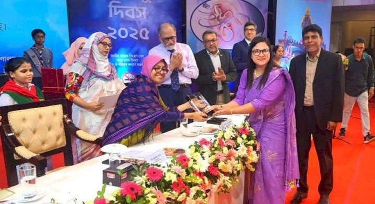 নরসিংদী শিবপুরের ইউএনও, তামাক মুক্ত দিবসে জাতীয় পুরস্কার পেলেন