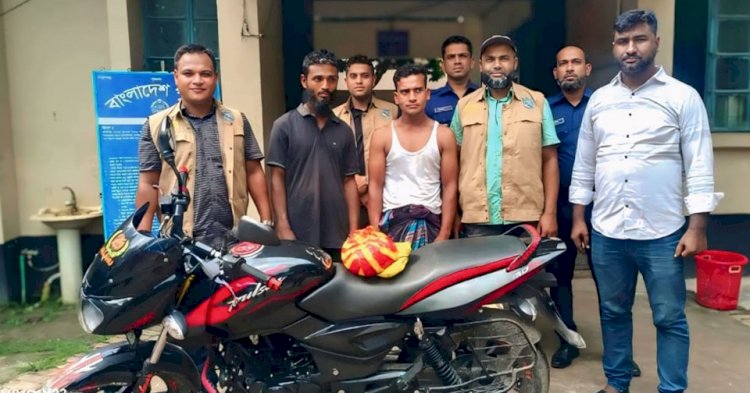 পীরগাছায় এক কেজি গাঁজাসহ দুই মাদক ব্যবসায়ী গ্রেপ্তার