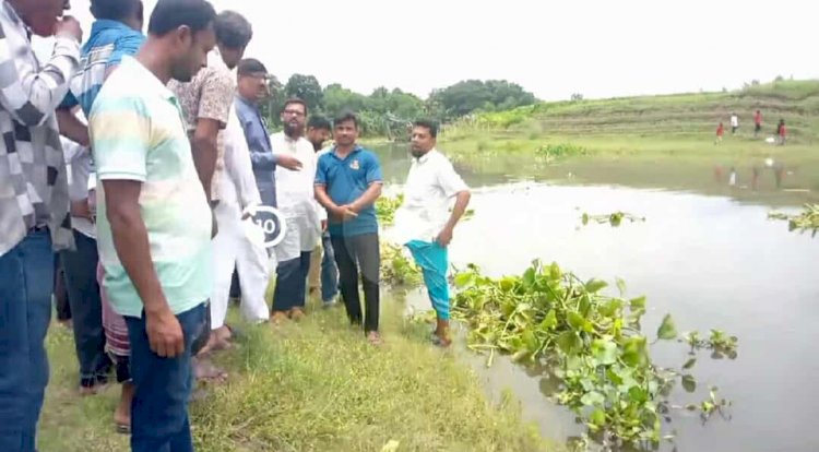কেশবপুরের নদীখনন কাজ পরিদর্শন করলেন বিএনপি নেতা আজাদ