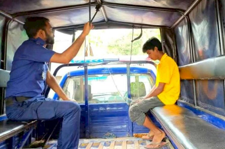 মাদক সেবনের সময় এক যুবক  হাতেনাতে আটক !অতঃপর ৪ (চার) মাসের কারাদণ্ড!