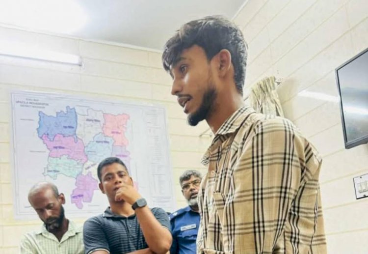 নওগাঁর মহাদেবপুর চাকলায় শিশুশিক্ষার্থী  জুনায়েদ স্কুল শেষে বাড়ি ফেরার পথে অপহরণ,২ লক্ষ টাকা মুক্তিপণ দাবী আপন চাচাতো ভাই