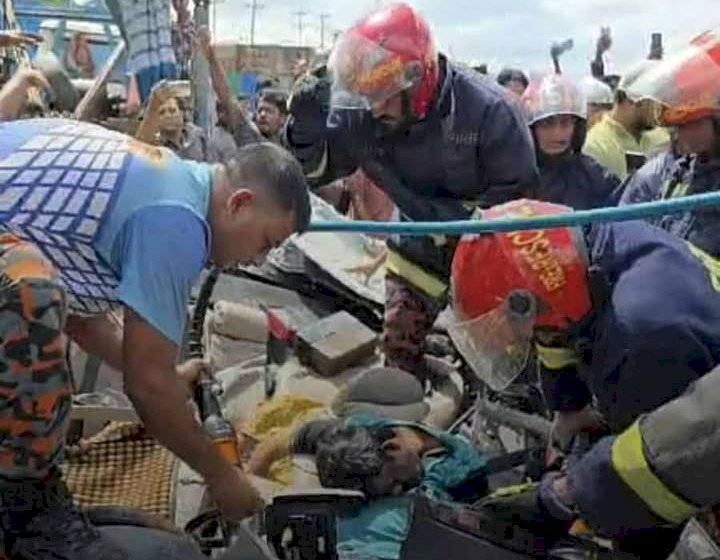 কুমিল্লা পদুয়ার বাজার বিশ্বরোড ভয়াবহ দূর্ঘটনা!