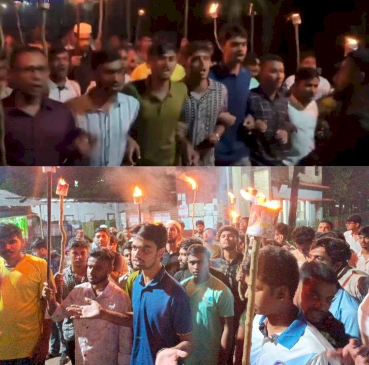 ডিপ্লোমা প্রকৌশলীদের অসম্মানজনক মন্তব্য ও কটূক্তির প্রতিবাদে; পটুয়াখালী পলিটেকনিক ইনস্টিটিউট প্রকৌশলীদের মশাল মিছিল