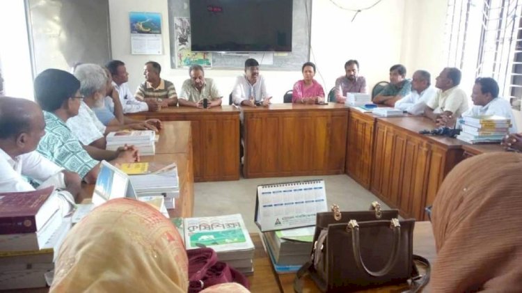 কেশবপুরে শিক্ষা প্রতিষ্ঠানের শিক্ষকদের সাথে মতবিনিময় করেন-আবুল হোসেন আজাদ