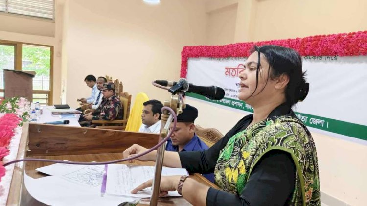 নাইক্ষ্যংছড়িতে আইন-শৃঙ্খলা সার্বিক পরিস্থিতি নিয়ে মতবিনিময় সভায় জেলা প্রশাসক