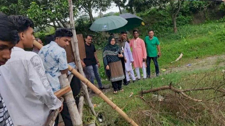 সাগরদাঁড়িতে কপোতাক্ষ নদের উপর  কাঠের ব্রিজের উদ্বোধন