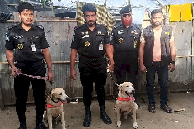 কুকুরের সাহায্যে চট্টগ্রামে ১ লাখ ৭০ হাজার ইয়াবা ট্যাবলেট জব্দ, তিনজন গ্রেপ্তার
