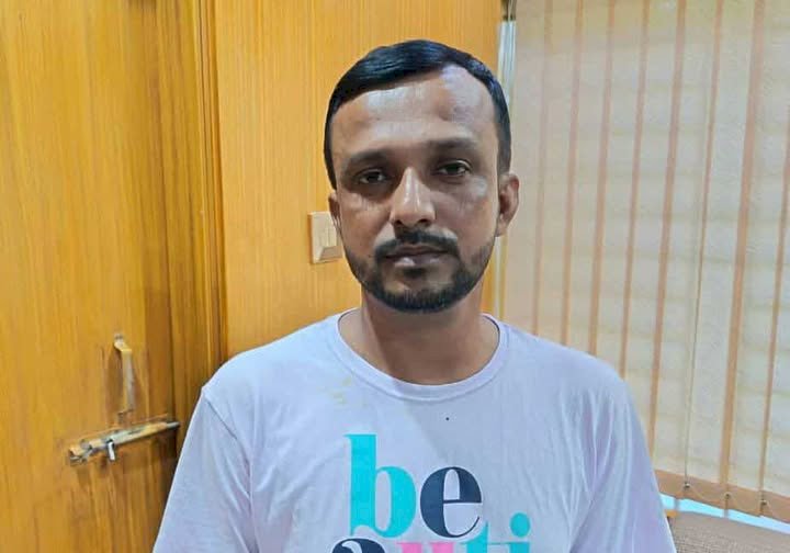 হোমনায় ফেসবুকে মহানবী (সঃ) নিয়ে কটুক্তির অভিযোগে যুবক গ্রেফতার