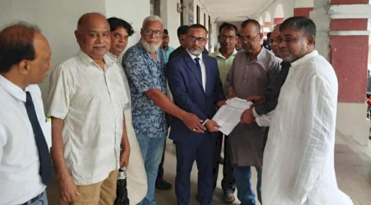 যশোর জেলা প্রশাসকের নিকট ভৈরব নদ  সংস্কার আন্দোলন কমিটির স্মারকলিপি প্রদান