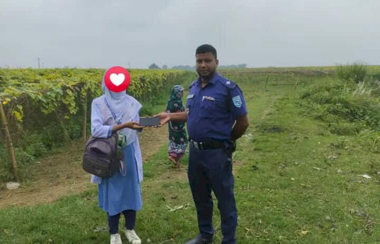 ঠাকুরগাঁওয়ে এএসআই সারোয়ার জাহানের মানবিক কর্মকাণ্ডে প্রশংসার জোয়ার